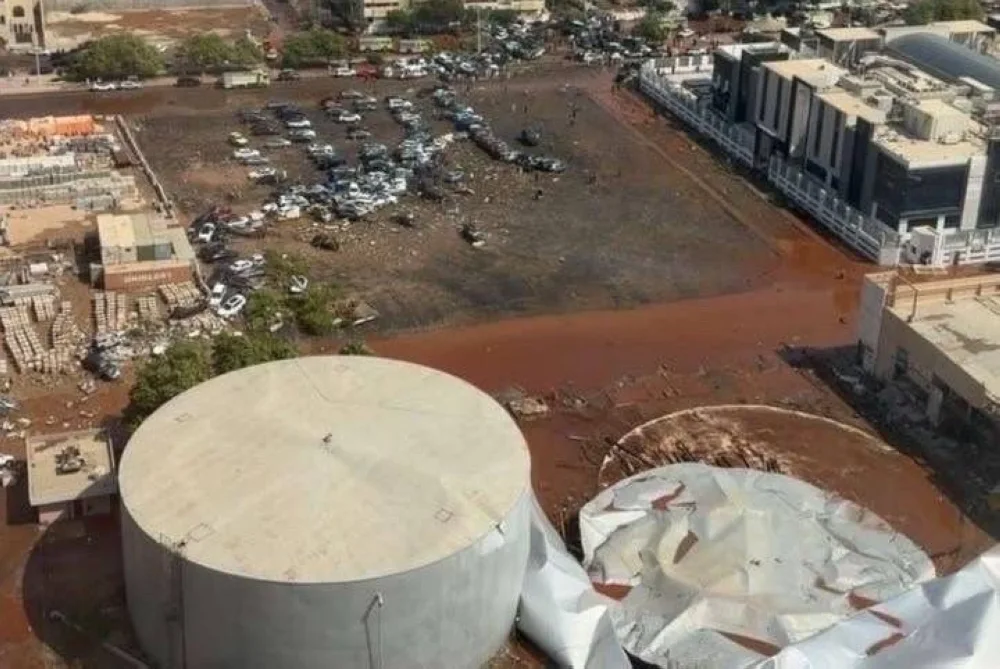 موقع انهيار خزان المياه في جدة والمياه في الساحات المحيطة كما نشرته صحيفة الوطن